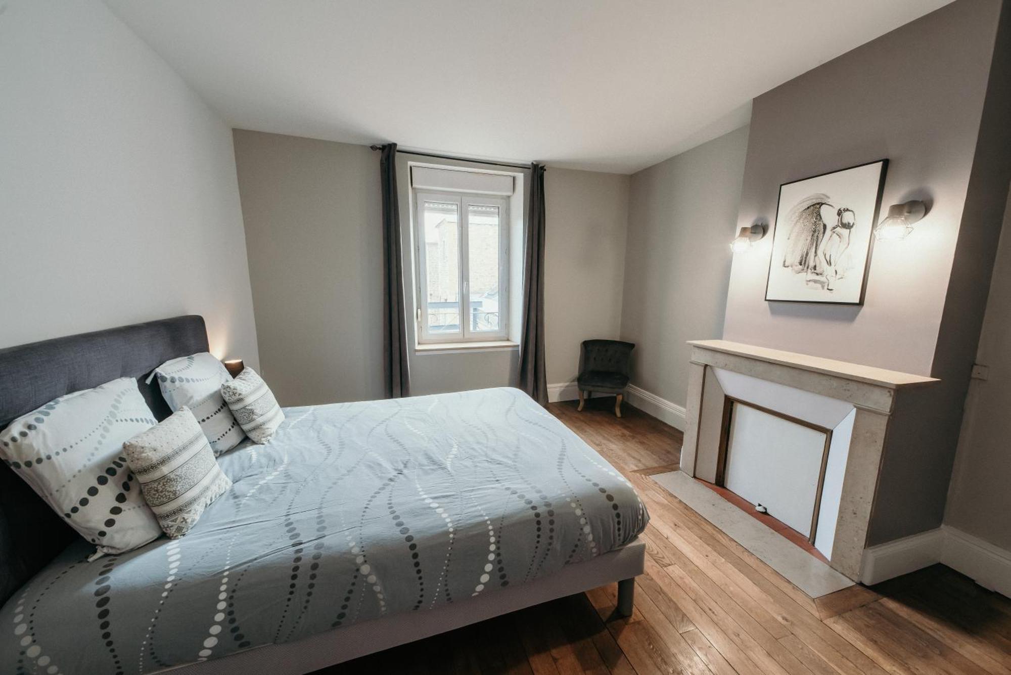 Appartement D'Alexandre Hyper Centre-Ville Charleville-Mézières Dış mekan fotoğraf