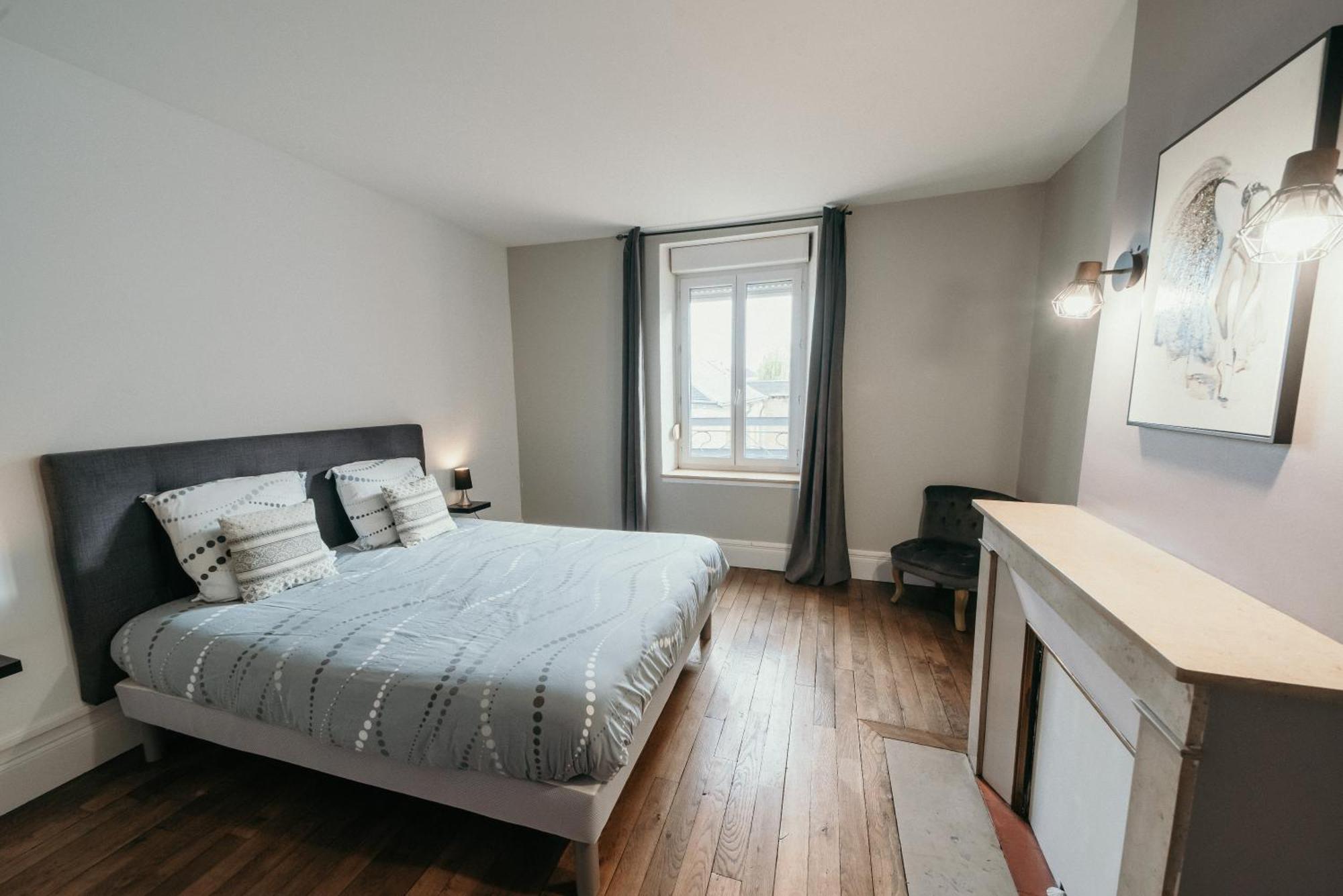 Appartement D'Alexandre Hyper Centre-Ville Charleville-Mézières Dış mekan fotoğraf