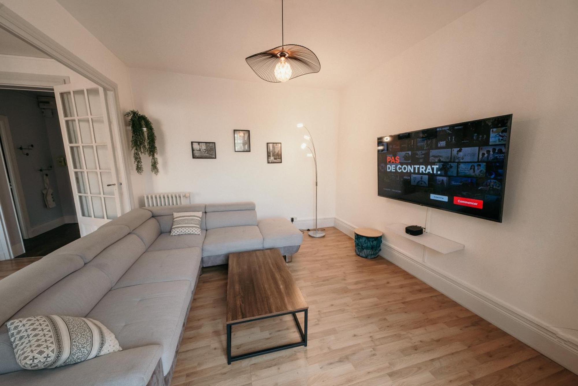 Appartement D'Alexandre Hyper Centre-Ville Charleville-Mézières Dış mekan fotoğraf
